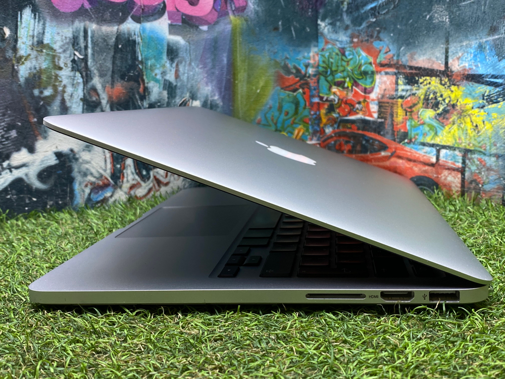 MacBook Pro Retina 13 2015 A1502 i5/8Gb