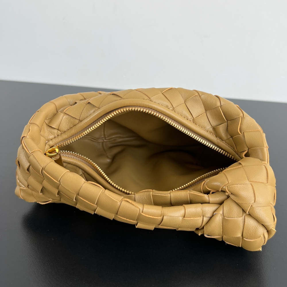 Bottega Veneta Mini Jodie 28 cm