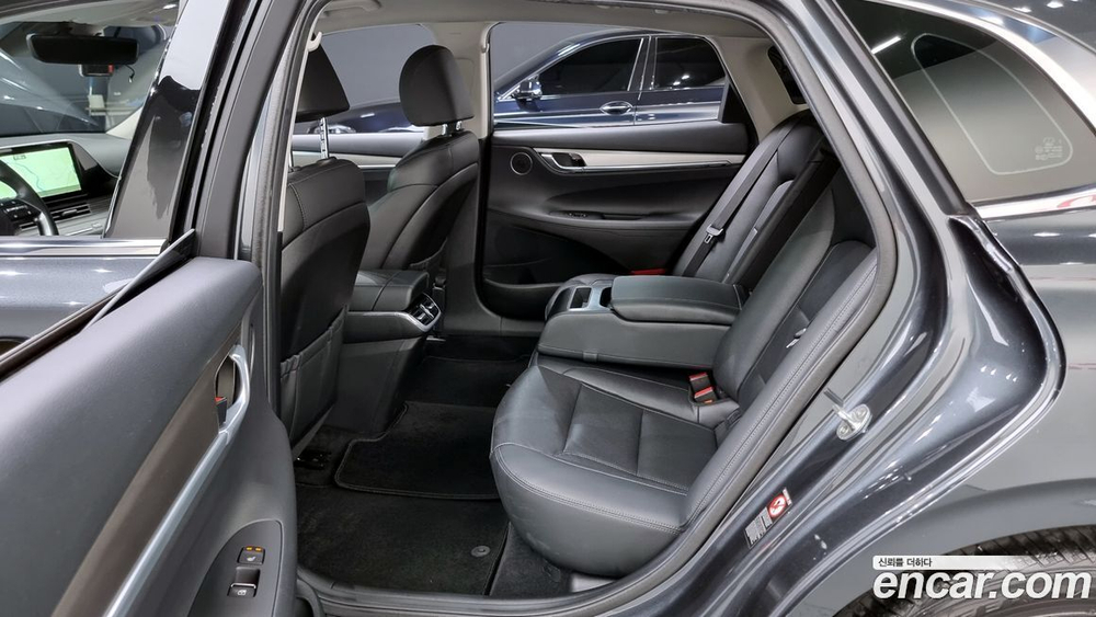 Hyundai The New Grandeur (Azera) IG 2.5 (04.2020)