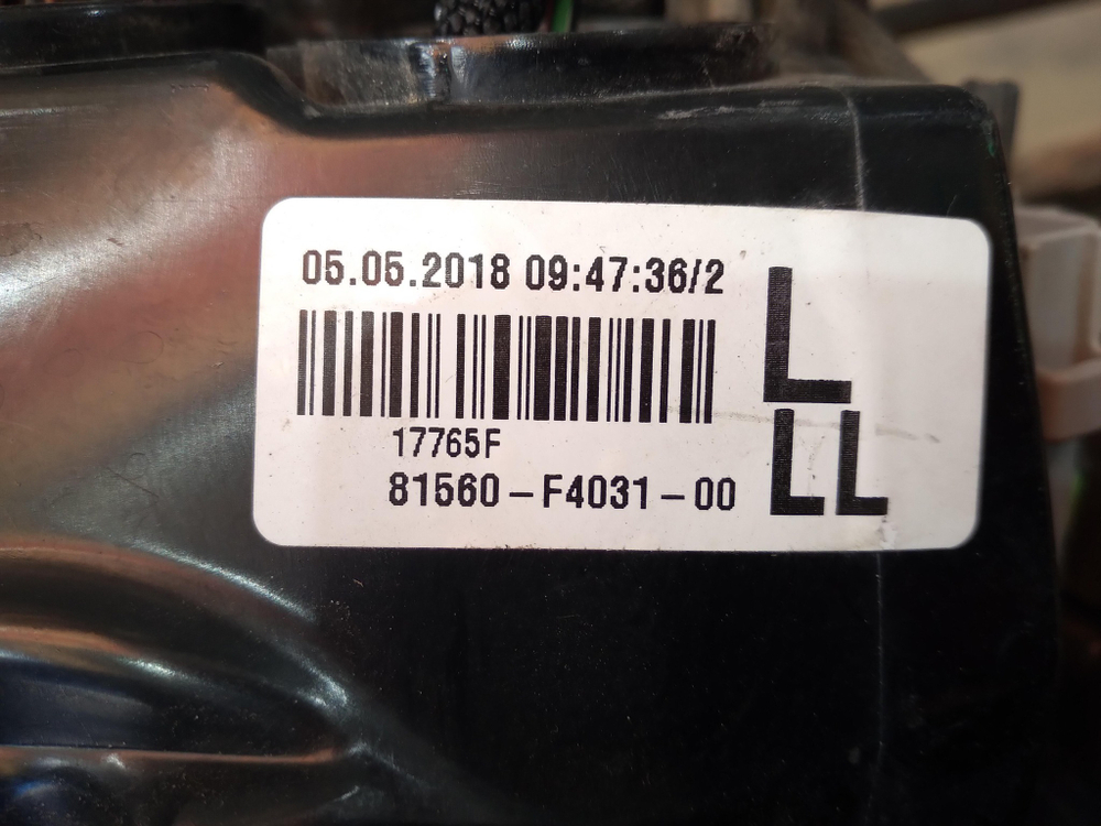 Фонарь левый внешний LED Toyota C-HR 16-19 Б/У Оригинал 81560f4031