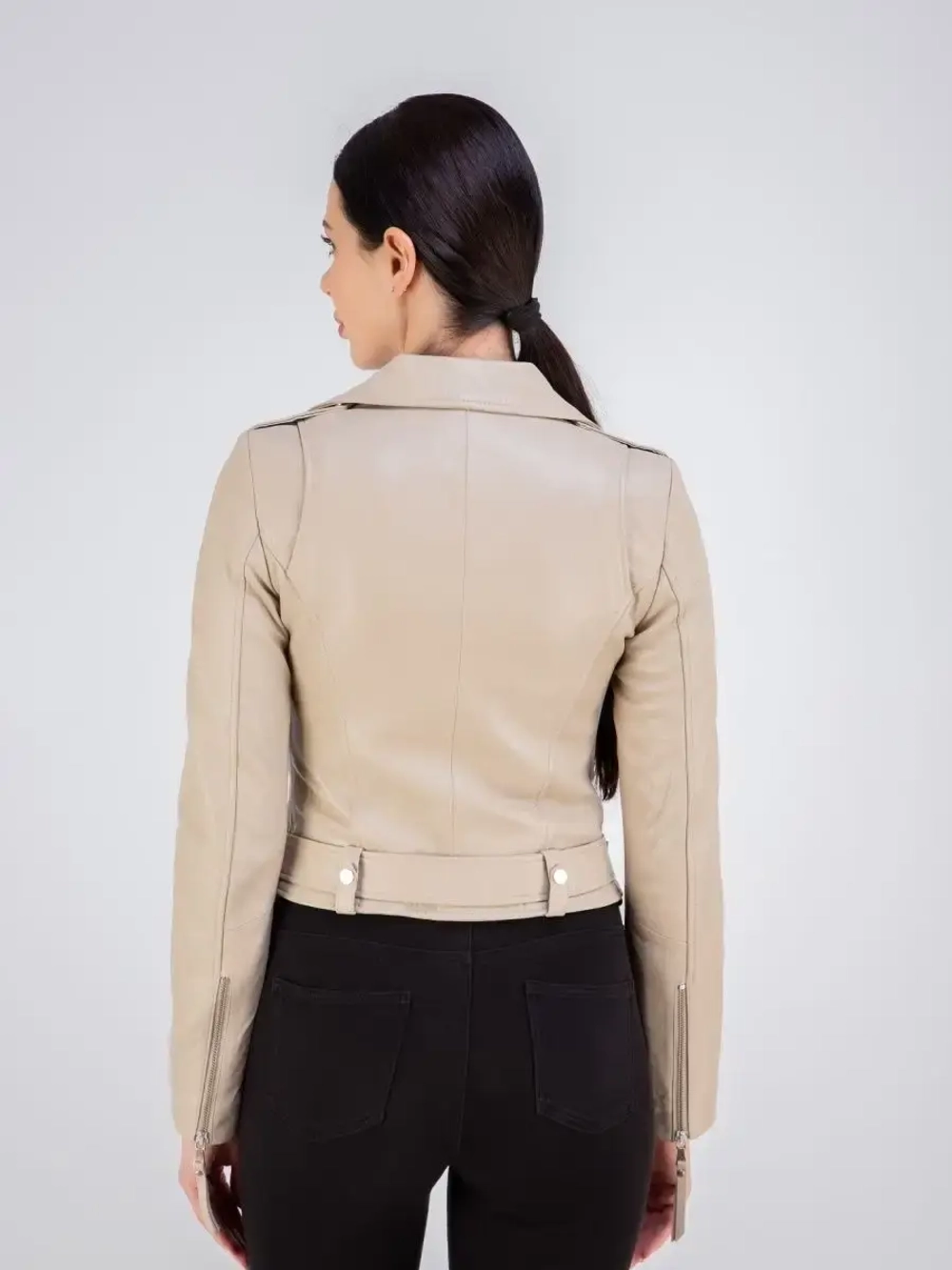 Косуха кожаная куртка демисезонная