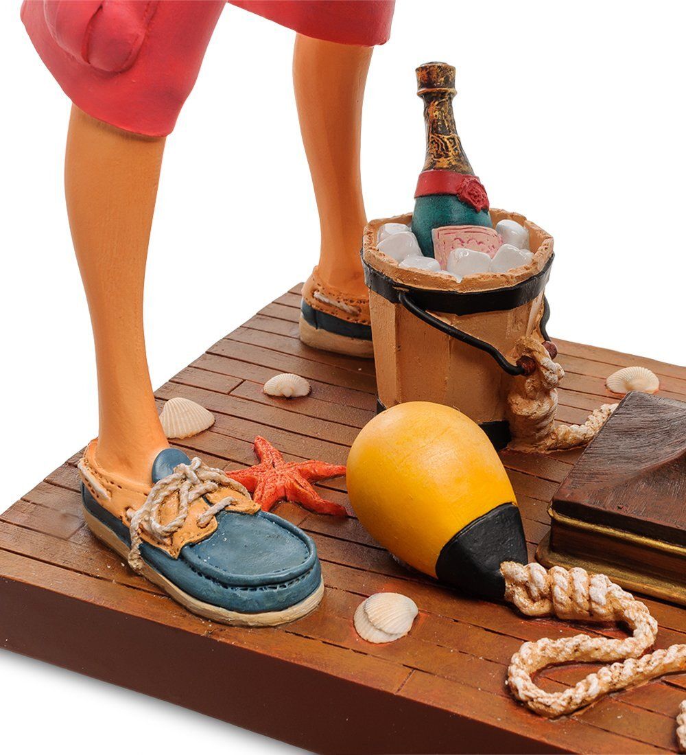 Forchino FO-85543 Статуэтка «Капитан» (The Weekend Captain.Forchino)