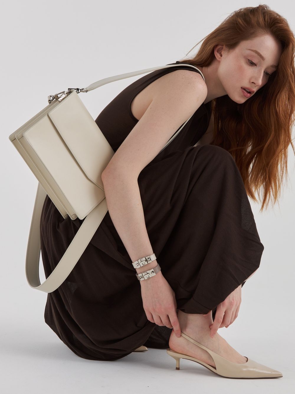 MISTRESS БРАСЛЕТ 12 MILK