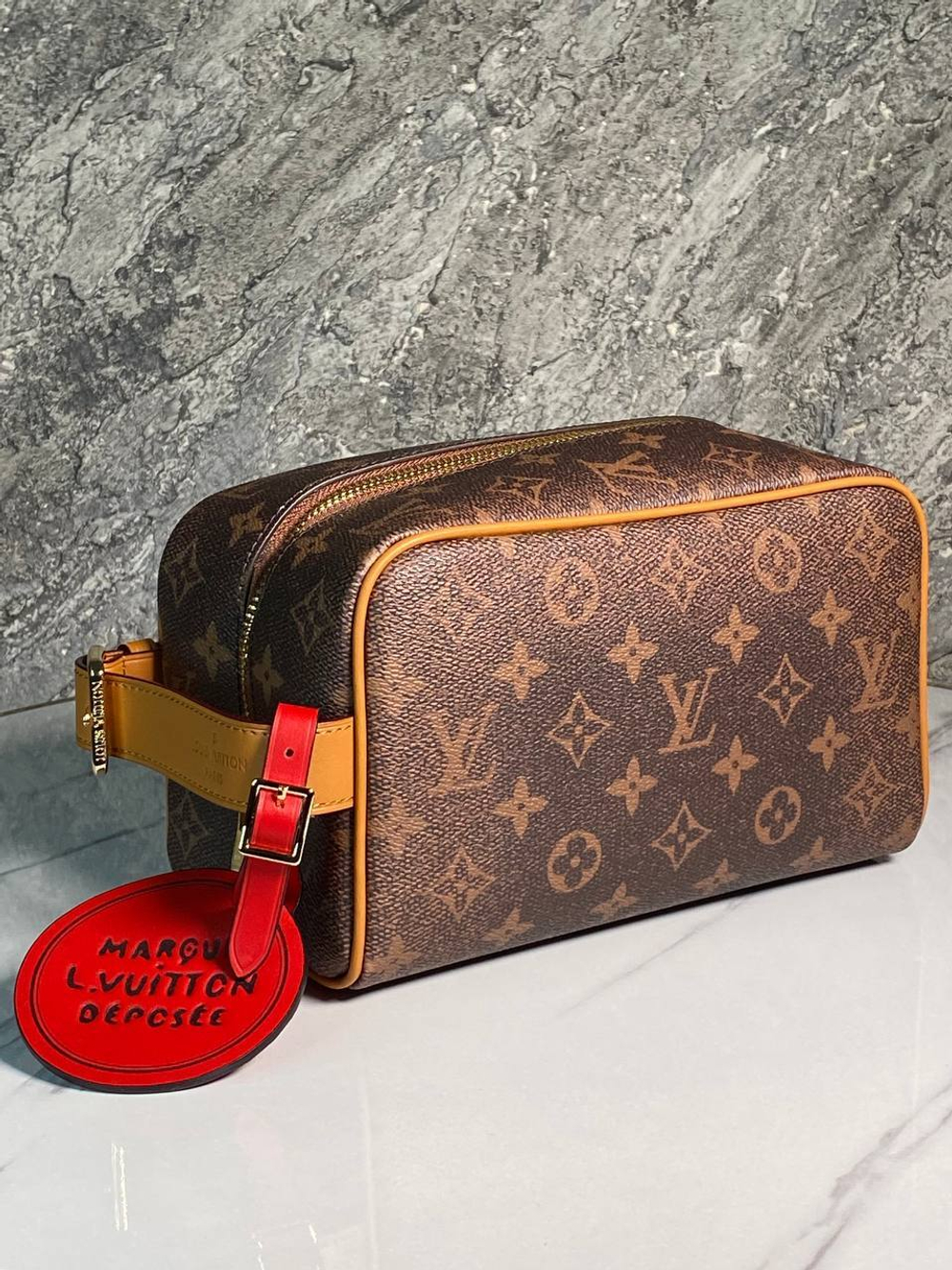 Косметичка Louis Vuitton