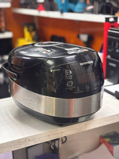 Мультиварка Redmond RMC-М90