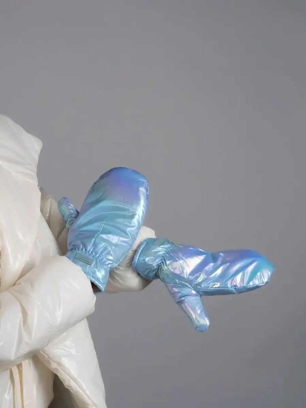 Варежки женские зимние непромокаемые болоньевые