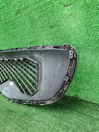 Решетка радиатора Genesis GV70 (2020-н.в.)