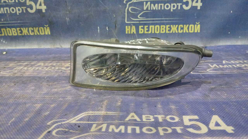 Туманка левая TOYOTA BREVIS 2001-2007