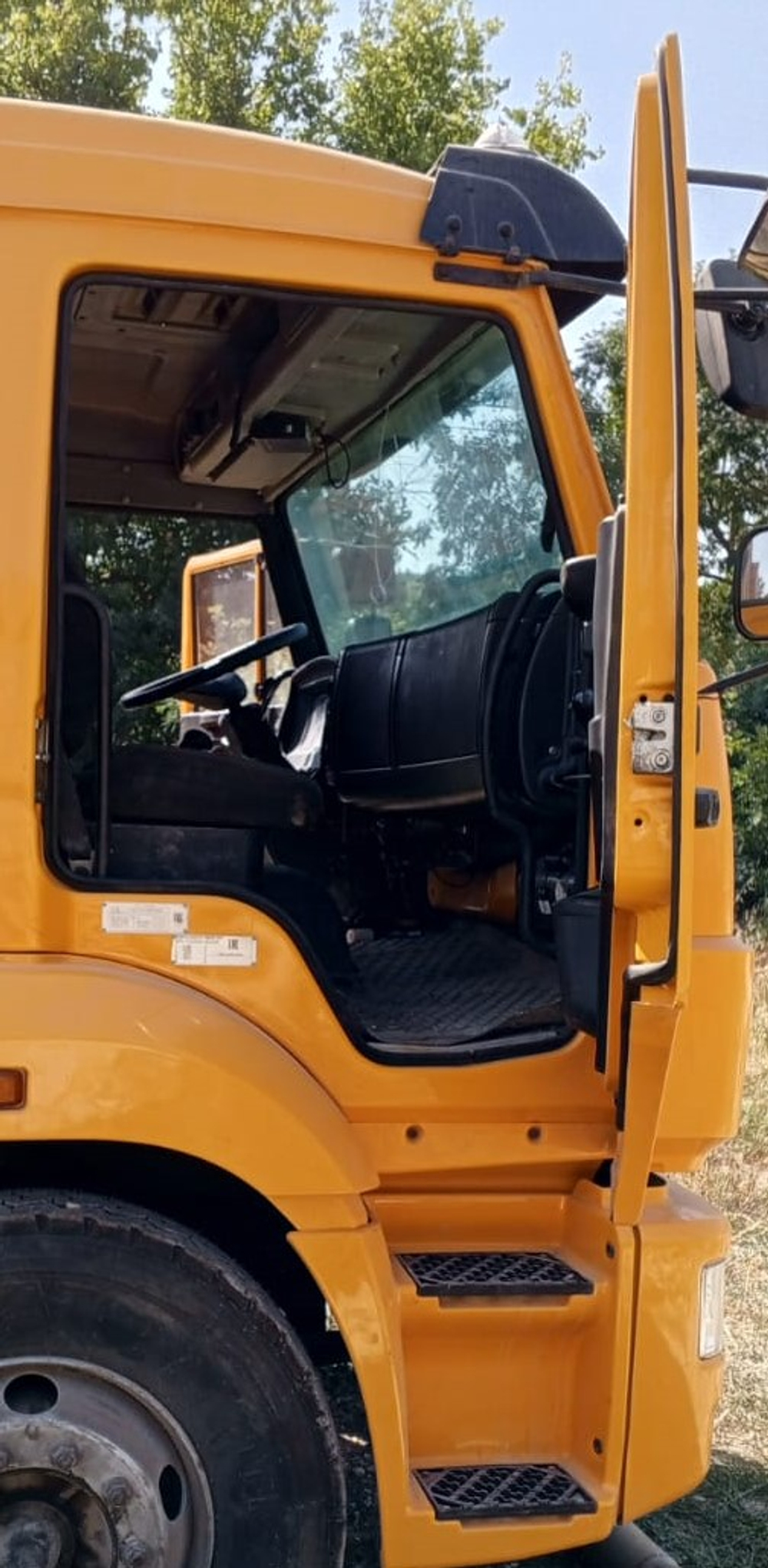 МегаТрон 458901 на шасси КамАЗ 65115 6x4 Самосвал 458901 (Дизельный, 11,8 л, 301 л.с., МТ)