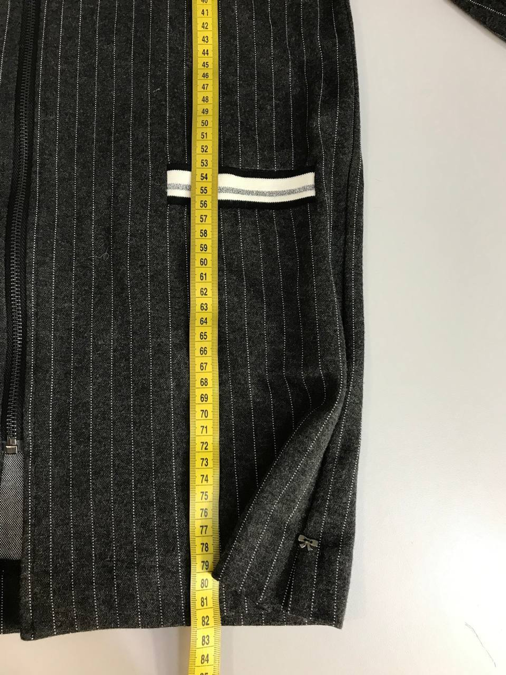 Кардиган на молнии, визуально на 46 размер