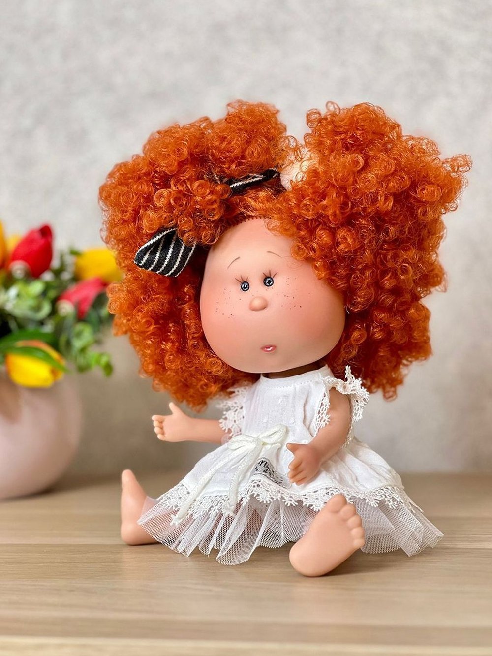 Кукла Nines виниловая 30см MIA в пакете (3403M1)