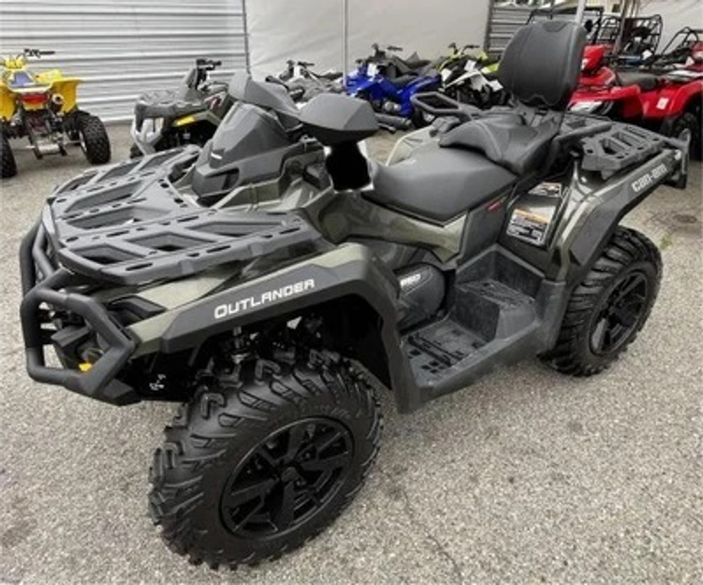 Квадроцикл BRP Can-Am Outlander MAX XT 650 (2021)