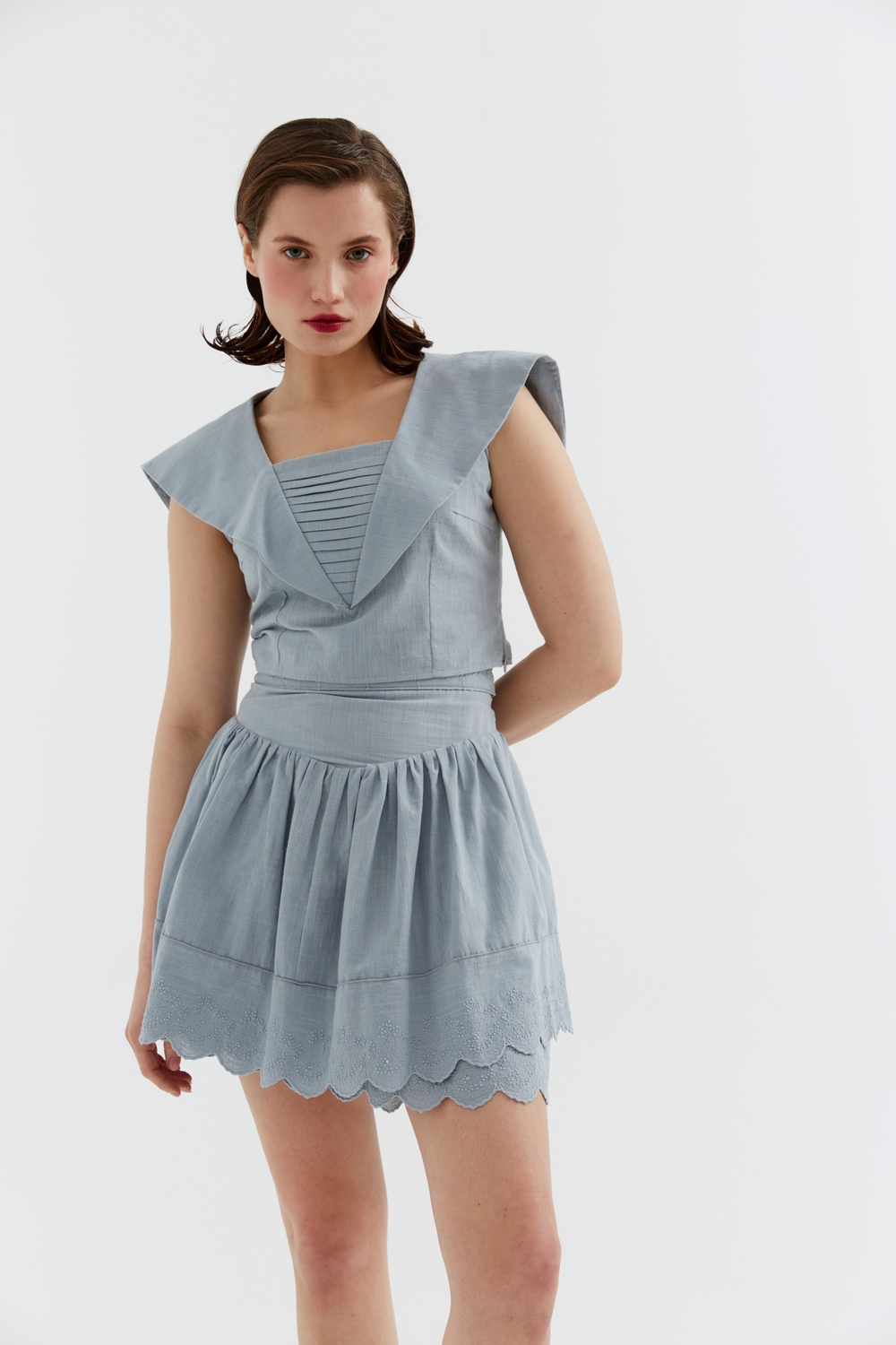 Топ с воротником