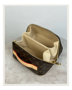 Несессер Louis Vuitton