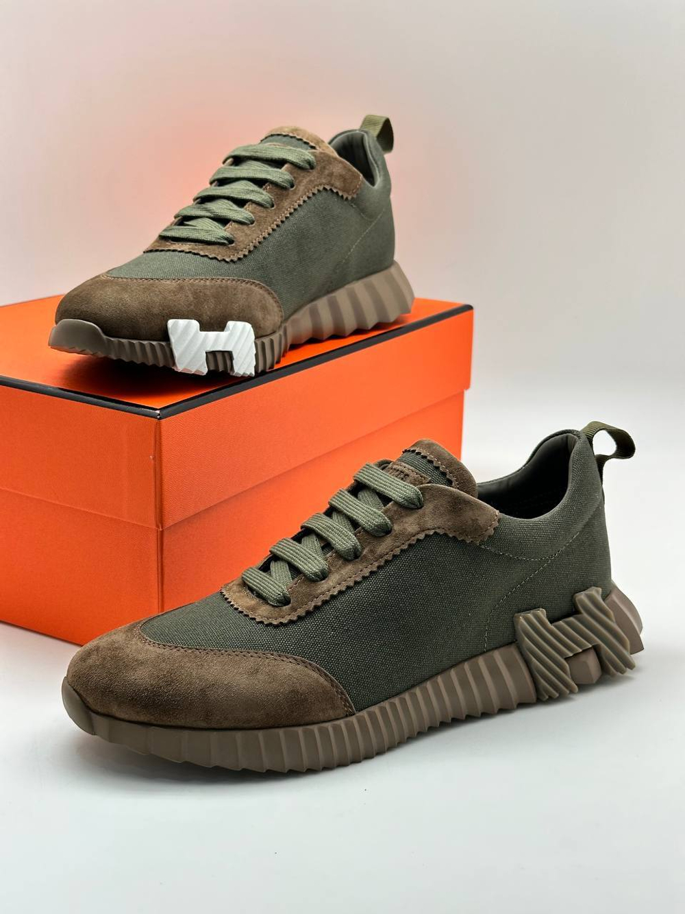 Кроссовки Hermes