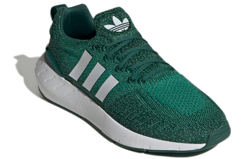 Кроссовки Adidas Originals Swift Run 22