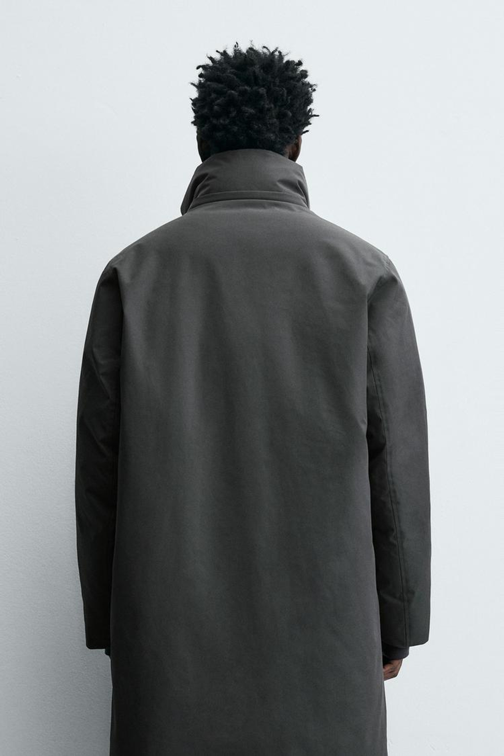 ZARA ДЛИННЫЙ СТЕГАНЫЙ ПУХОВИК, ЗЕЛЕНЫЙ