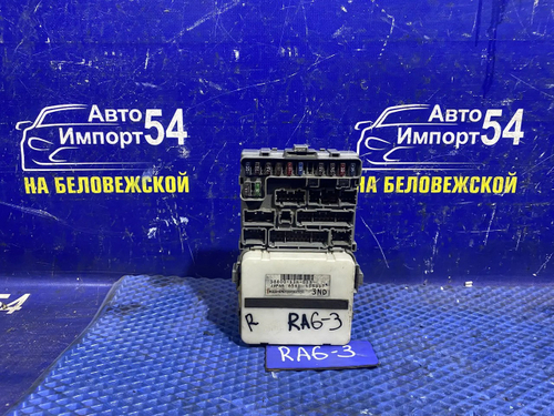 Блок предохранителей салонный Honda ODYSSEY 2001