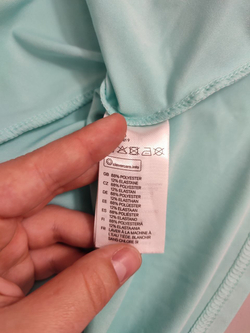 Платье Divided однотонное 42 размер