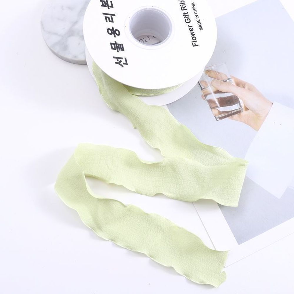 Лента полиэстер жатая с волнистым краем (2,5см*9,14м), Оливка