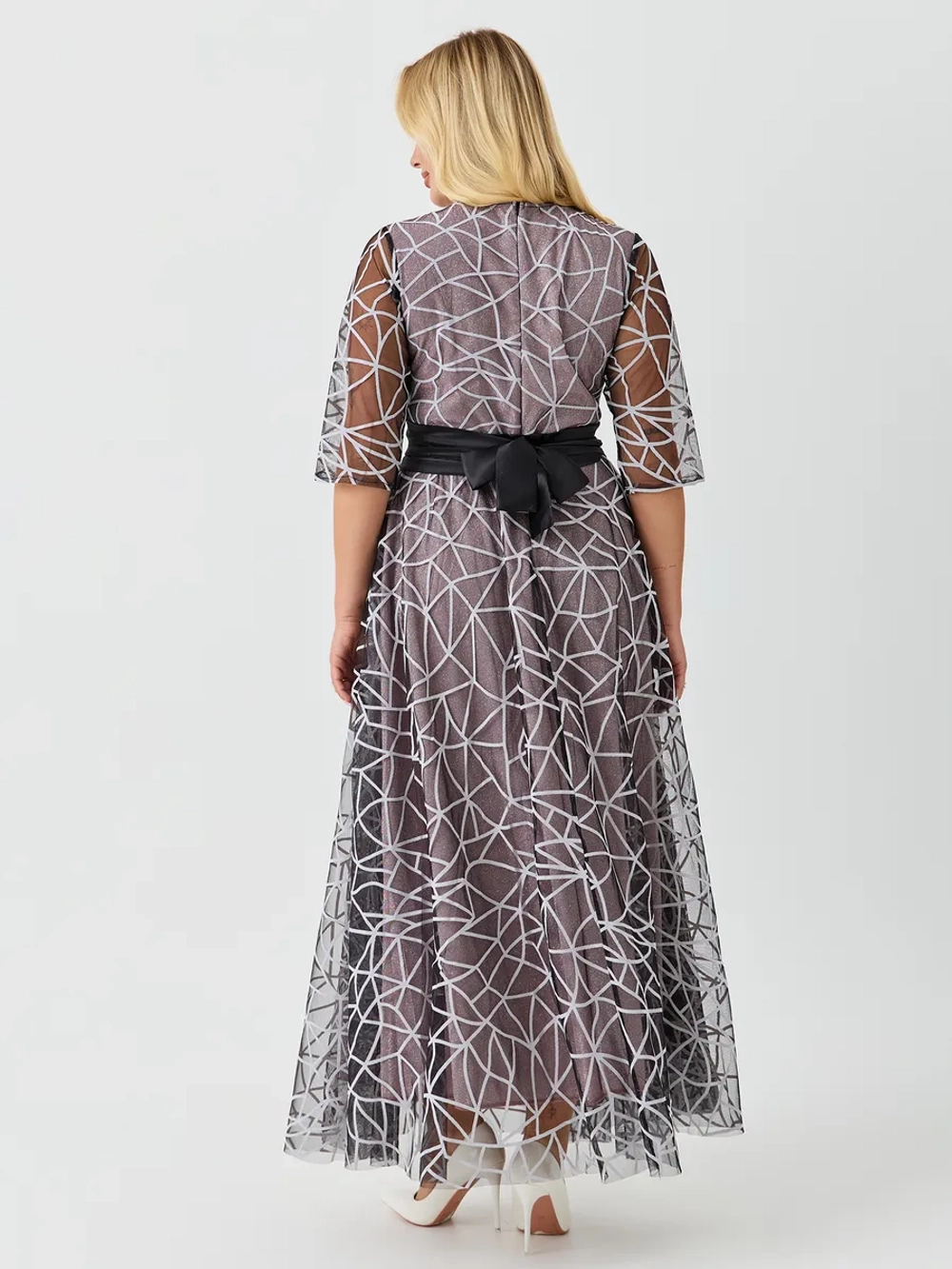 Платье вечернее блестящее