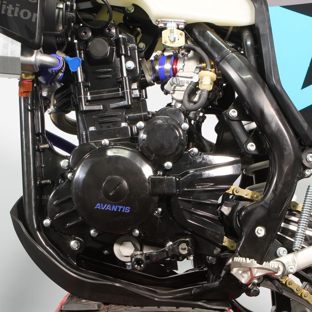 Мотоцикл кроссовый эндуро AVANTIS 300 Pro Carb FCR Exclusive (NC300-S/182MM) ARS