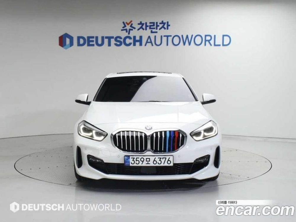 BMW 1 Series (F40) 120i M Sports (06.2021)