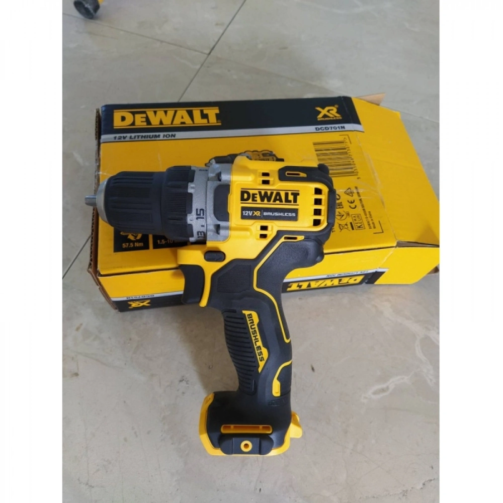 Дрель-шуруповерт бесщеточная аккумуляторная DeWalt DCD701D2-QW