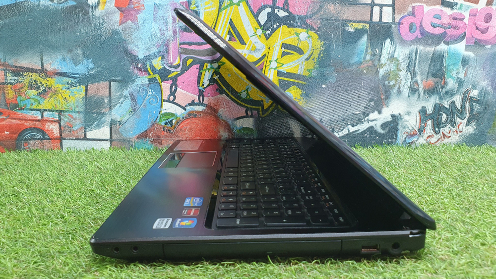 Ноутбук Lenovo i5/8 Gb/6300M 1 Gb