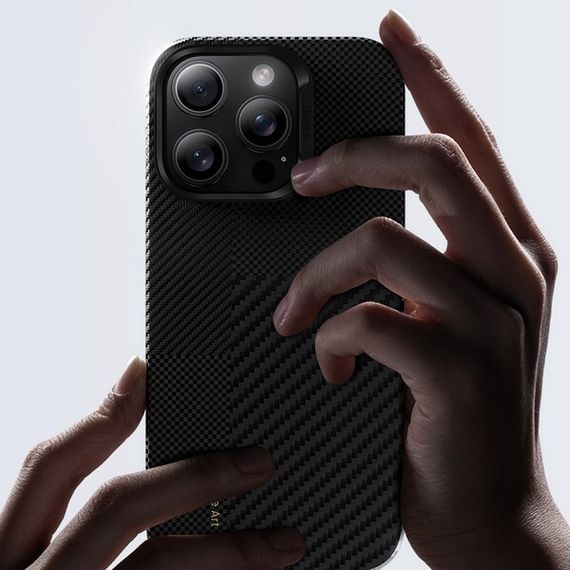 Чехол Benks ArmorAir Montage для iPhone 16 Pro (C.K.FL.AP.BK.MB65) черный