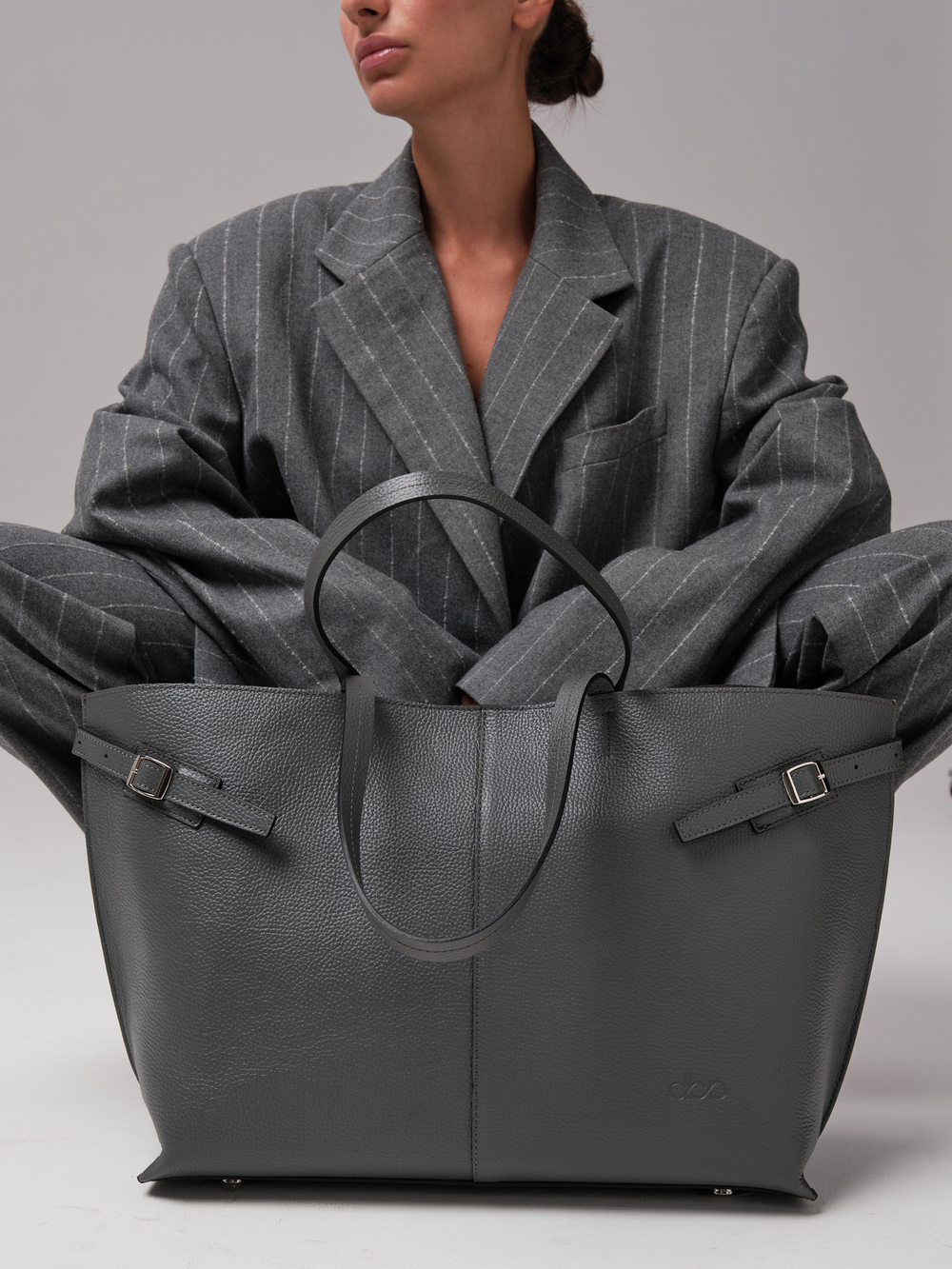 Женская кожаная сумка DBR 31170 мышиный