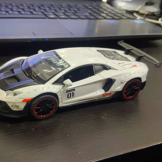 Lamborghini 1:32 A2697