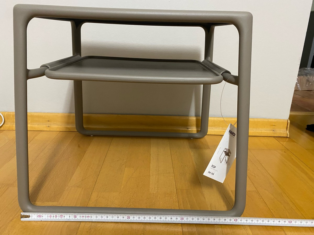 Столик пластиковый для лежака Nardi Pop, тортора