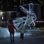 светящийся полигональяный заяц высота 4,6 м