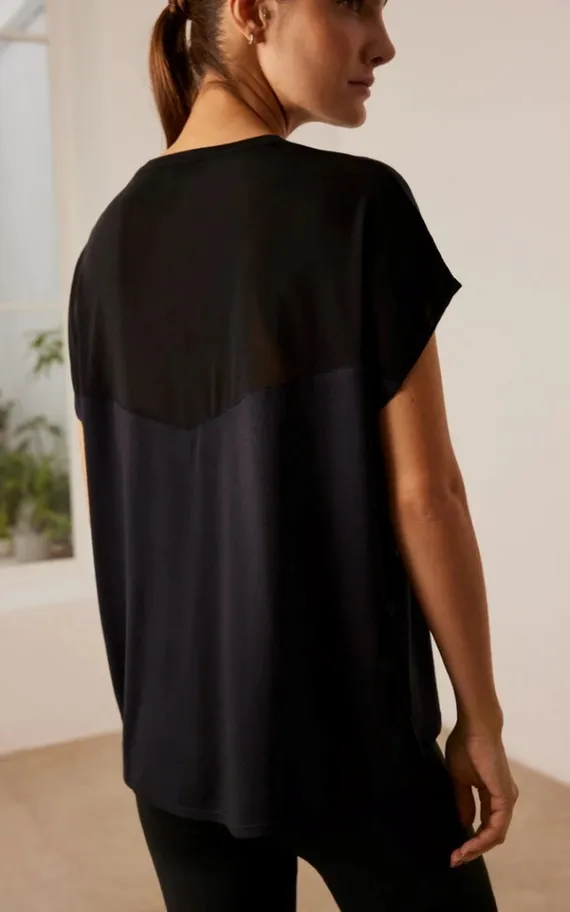 70832 Футболка спортивная