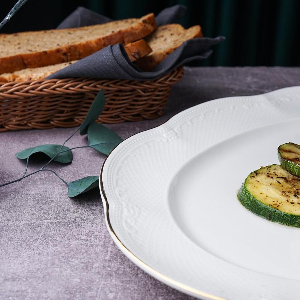 Блюдо овальное 36*27 см h2,8 см Gold Aristocrat Noble [1]