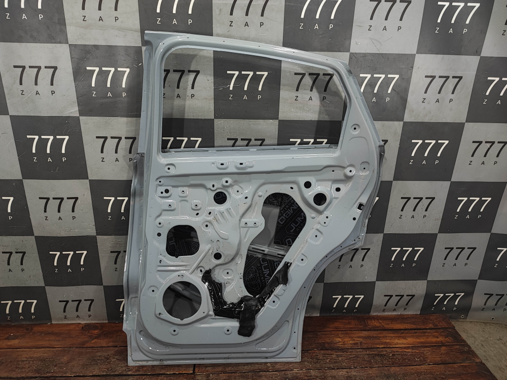 Дверь задняя правая Geely Tugella 19-нв Б/У Оригинал 5081048000C15