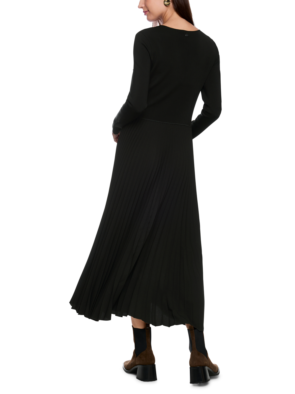 Платье из полиэстера