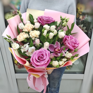 Авторский букет в розовой гамме