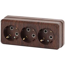 Розетка Intro Quadro 2-206-10 с заземлением тройная 3х2P+E 16А-250В IP20 ОУ венге
