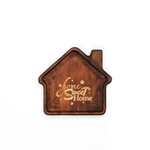 Деревянная менажница из кедра для подачи блюд и закусок с гравировкой "Home, sweet home!"