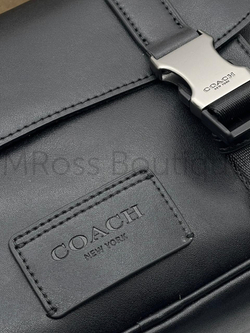 Черная кожаная сумка Coach через плечо