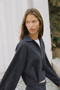 ZARA КУРТКА ИЗ МЯГКОЙ САРЖИ, СЕРЫЙ МЕЛАНЖ