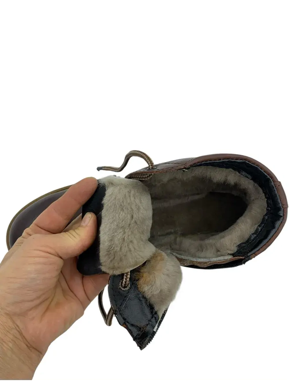 Ботинки из натуральной кожи и меха