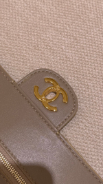 Chanel Maxi Flapbag 38 cm