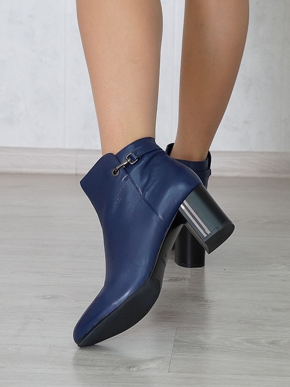 Полусапожки женские VARANESE VI0091-A12