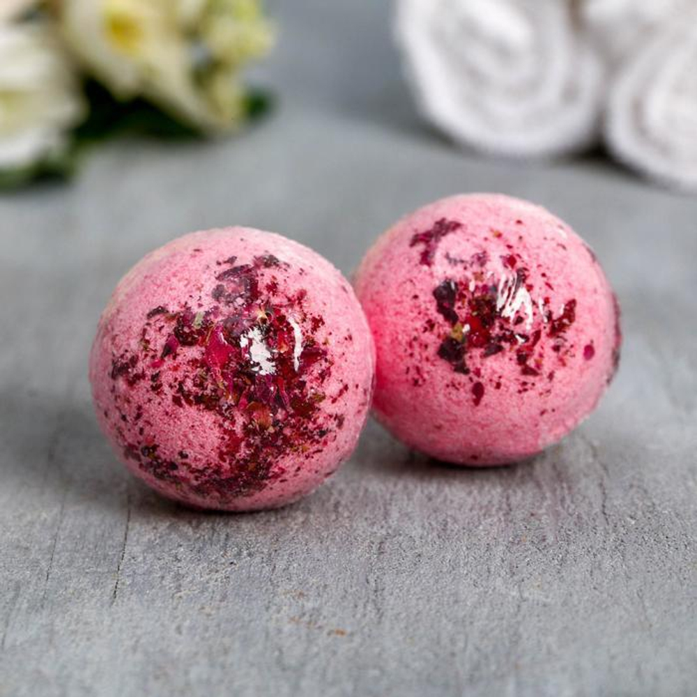 Набор из 2 бомбочек для ванны «Расцветай» с лепестками розы