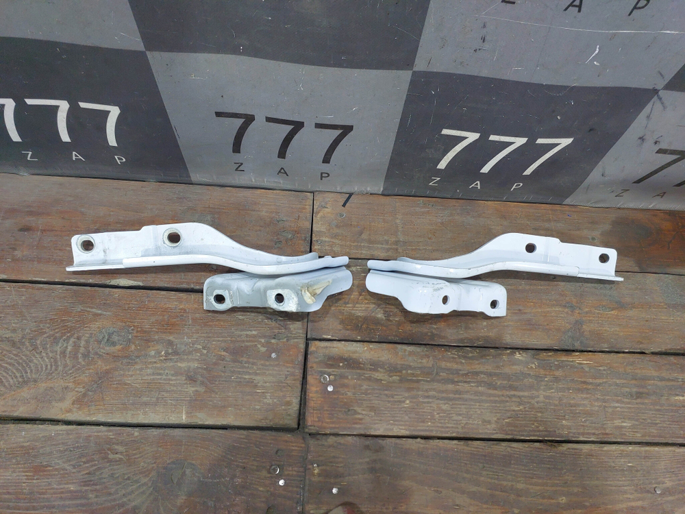 Петля капота правая левая комплект Haval Jolion 21-нв Б/У Оригинал 8402108XST01A