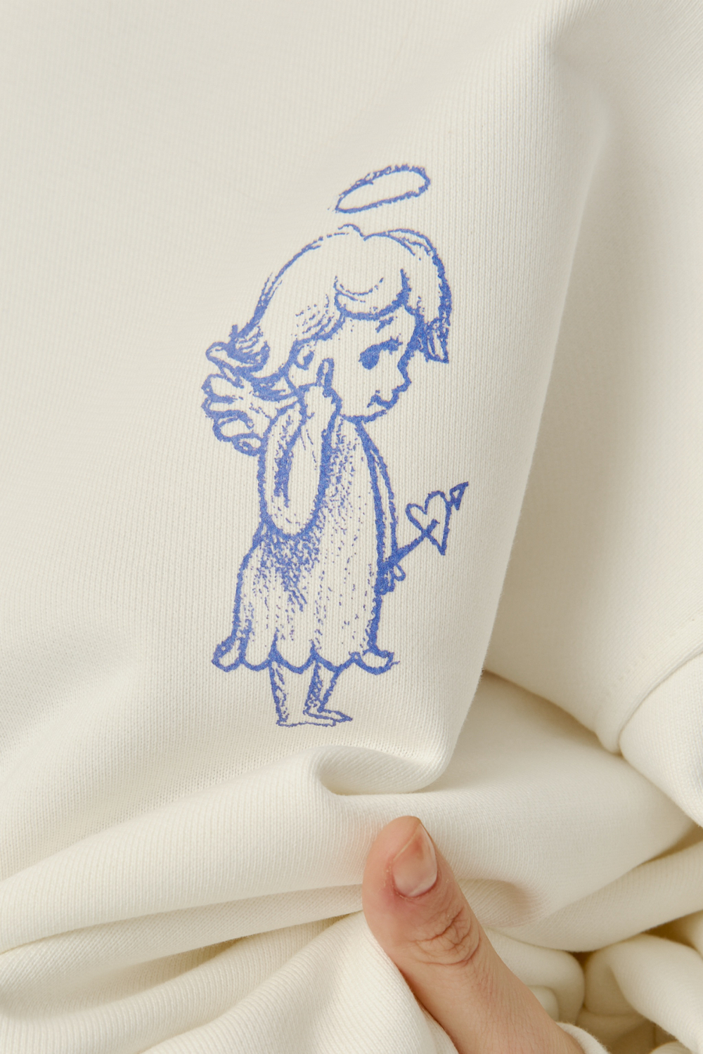PRE-ORDER HUDI ANGEL ÉSME
