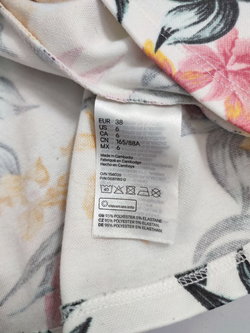 Платье H&M с принтом 44 размер